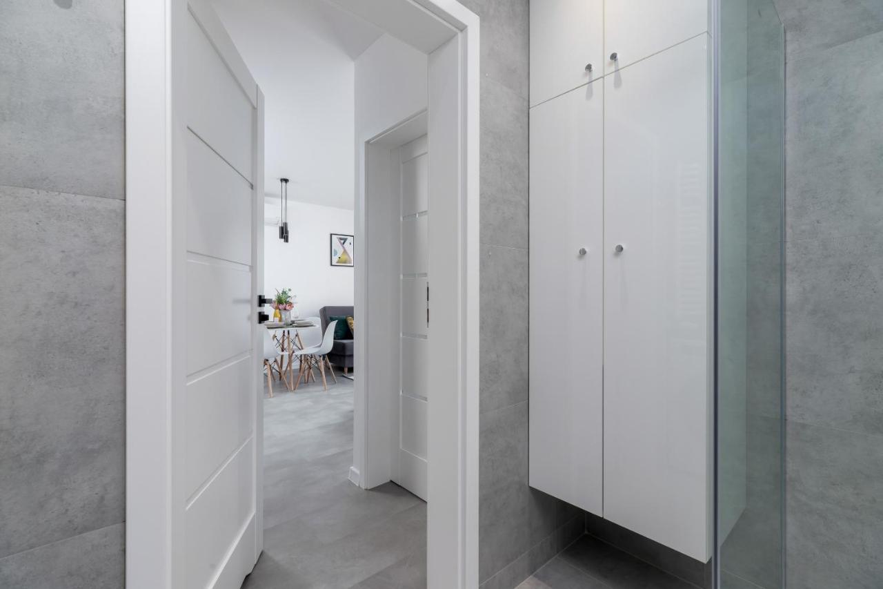 Lux Apartment Grzegorzecka Estate Cracow By Renters Prestige Krakow Dış mekan fotoğraf